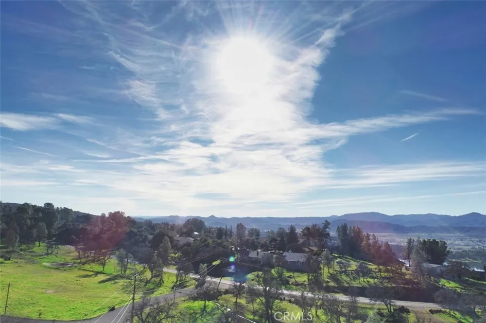 16452 Eagle Rock Hidden Valley Lake, CA 95467