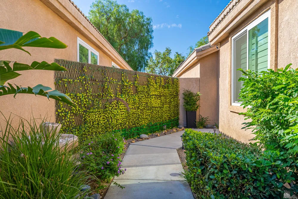 67613 Cielo Court Cathedral City, CA 92234