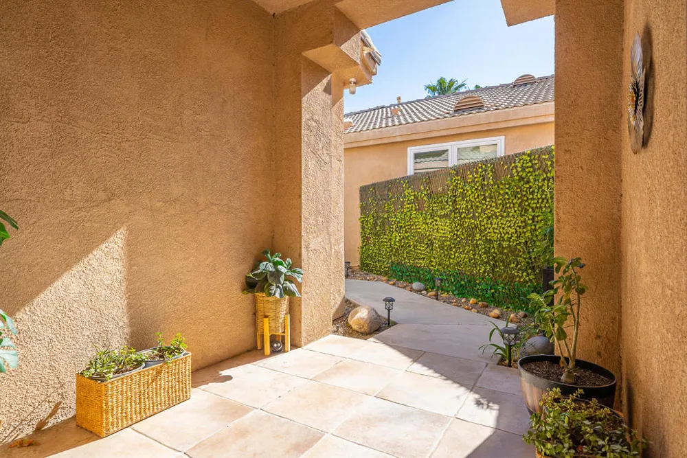 67613 Cielo Court Cathedral City, CA 92234