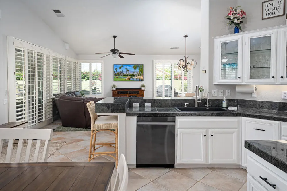 67613 Cielo Court Cathedral City, CA 92234