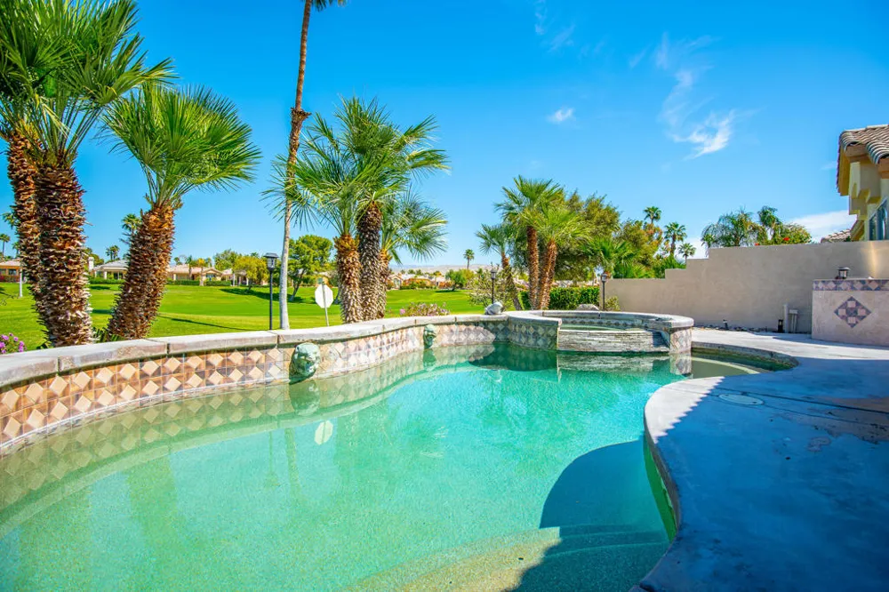 67550 S Laguna Drive Cathedral City, CA 92234
