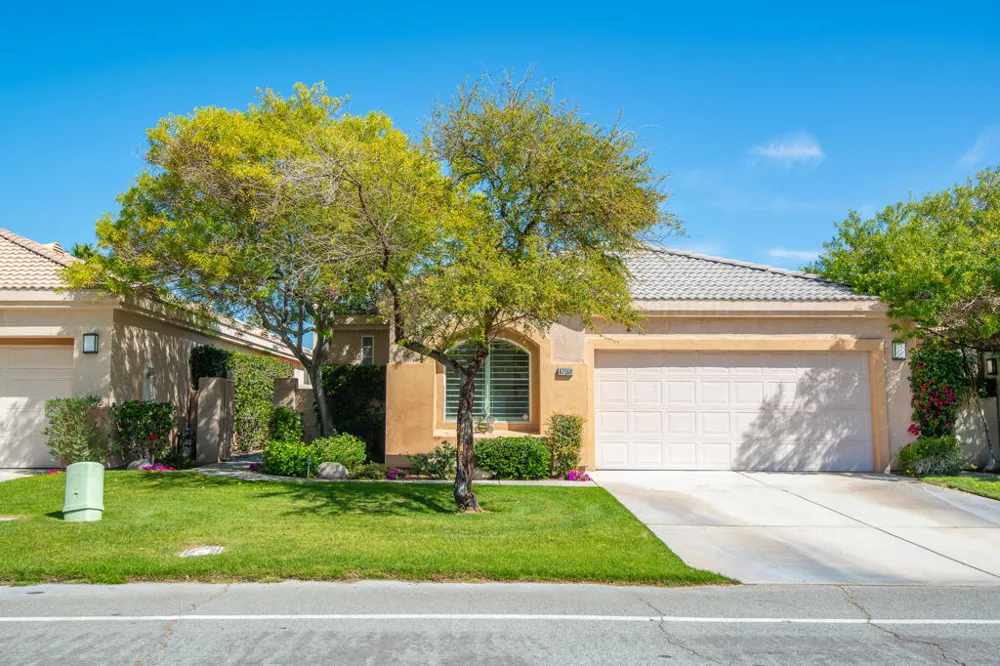 67550 S Laguna Drive Cathedral City, CA 92234