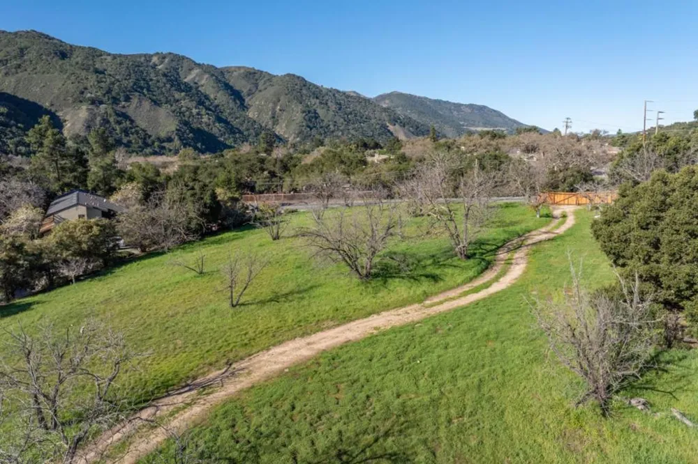 29 East Carmel Valley Road Carmel Valley, CA 93924