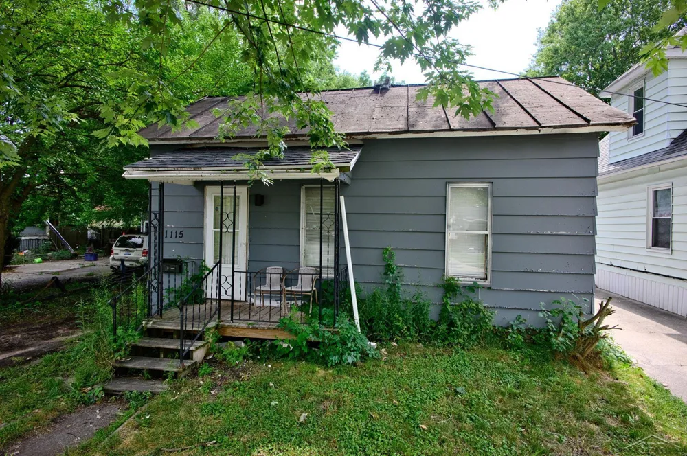 1115 Cleveland Street