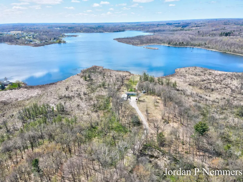 12375 Overlook Drive NE Oakfield Township, MI 48838