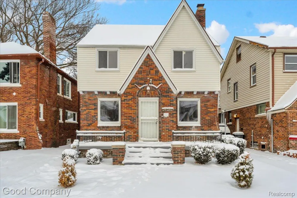 16149 Wisconsin Street