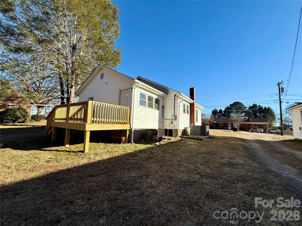 438 Pop Davis Road Taylorsville, NC 28681
