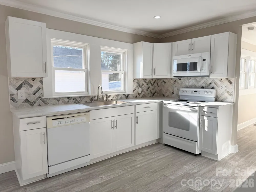 438 Pop Davis Road Taylorsville, NC 28681