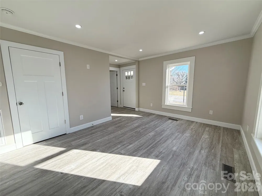 438 Pop Davis Road Taylorsville, NC 28681
