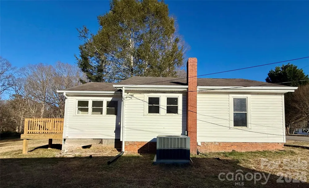 438 Pop Davis Road Taylorsville, NC 28681