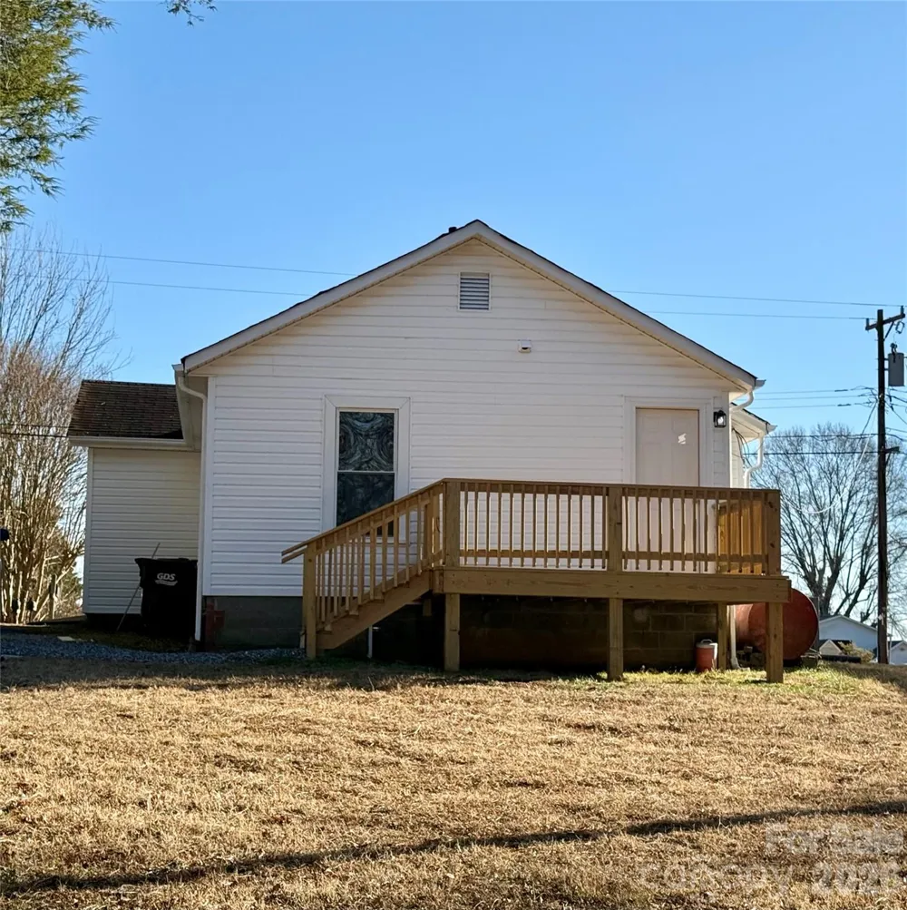 438 Pop Davis Road Taylorsville, NC 28681