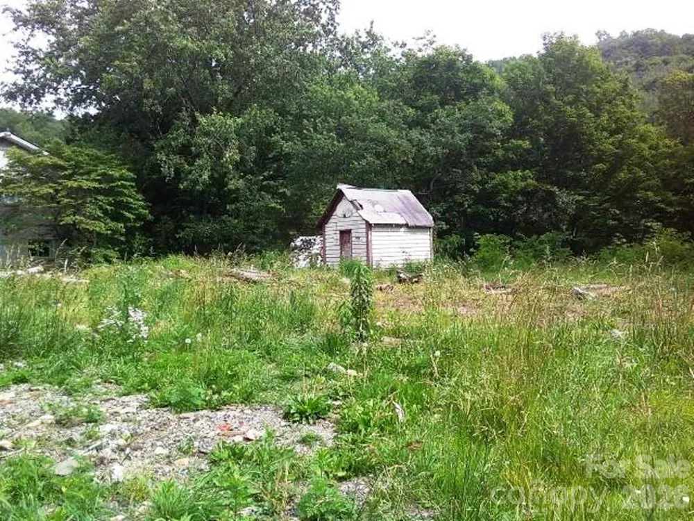 3771 US Highway 421 Highway Vilas, NC 28692