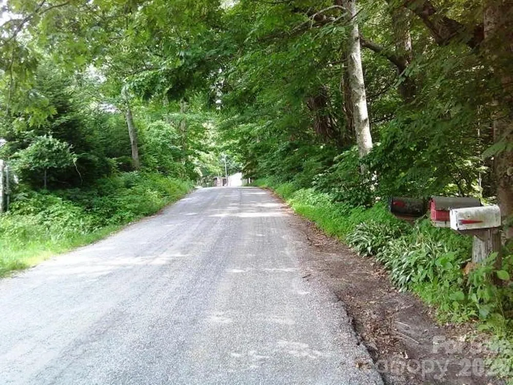 3771 US Highway 421 Highway Vilas, NC 28692