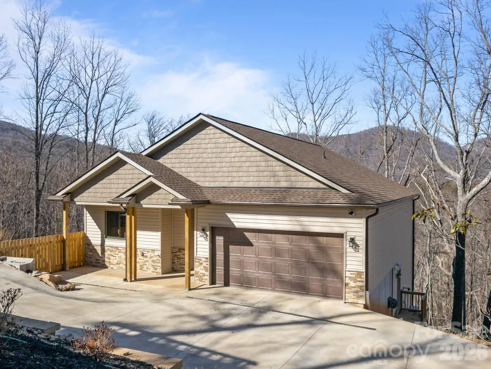 225 Aurora Lane Tryon, NC 28782