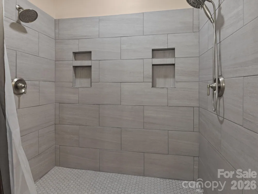 225 Aurora Lane Tryon, NC 28782