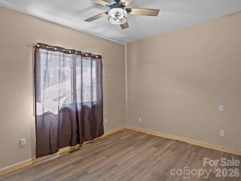 225 Aurora Lane Tryon, NC 28782