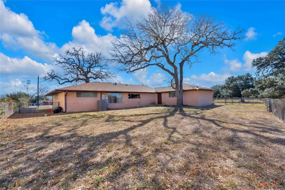 1243 North Jefferson Highway La Grange, TX 78945
