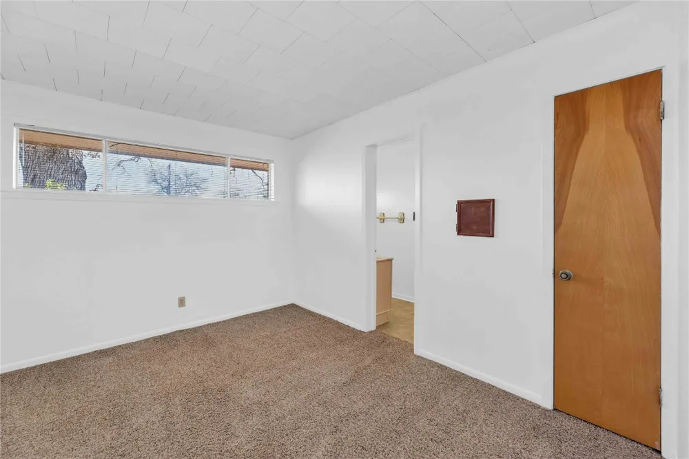 1243 North Jefferson Highway La Grange, TX 78945