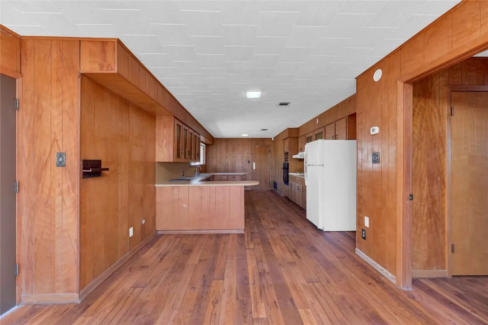 1243 North Jefferson Highway La Grange, TX 78945