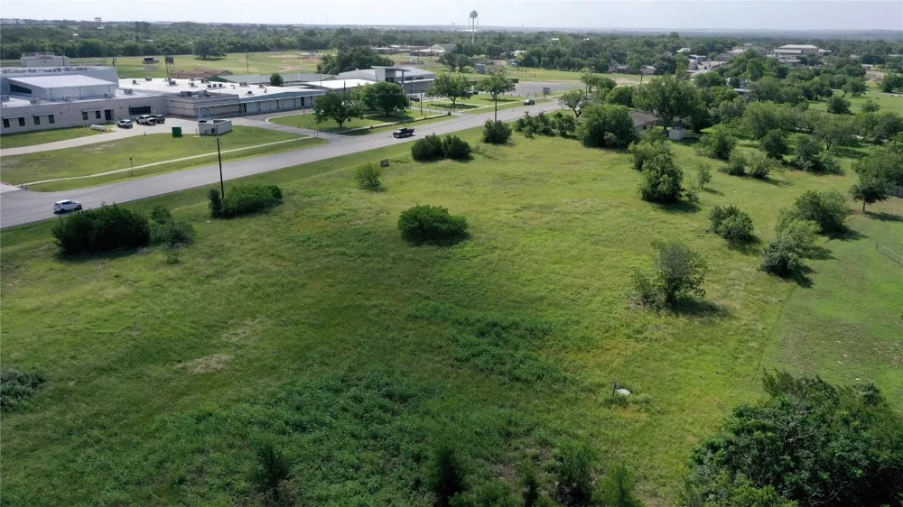1401 Main Street Liberty Hill, TX 78642