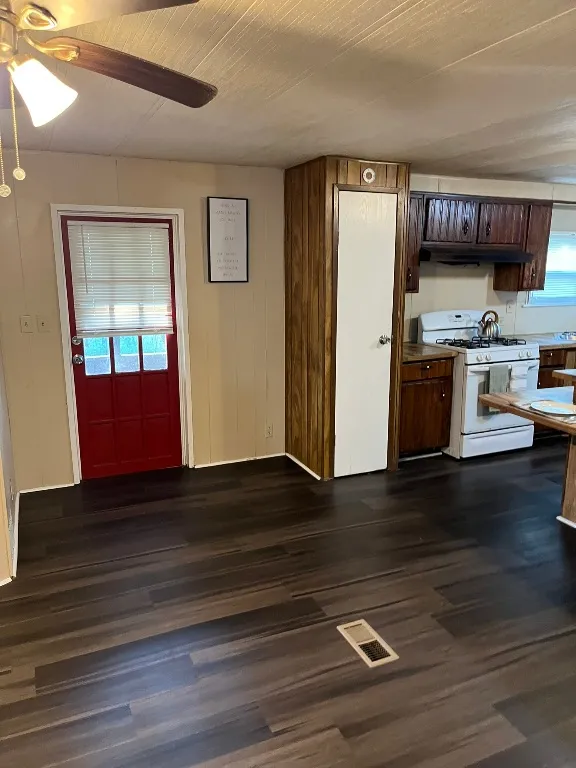5576 Helm Lane Temple, TX 76502