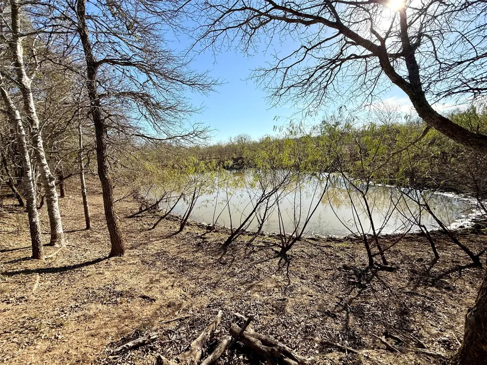 685 Fox Lane Lockhart, TX 78644