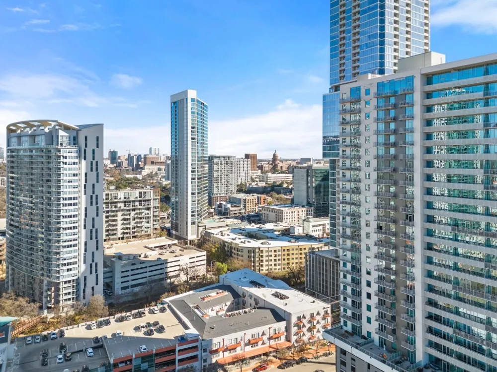 222 West Avenue #2012 Austin, TX 78701