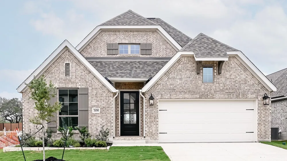 308 Foxfire Cove Lockhart, TX 78644