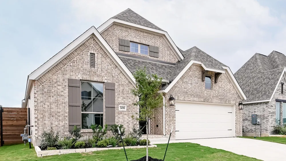 308 Foxfire Cove Lockhart, TX 78644