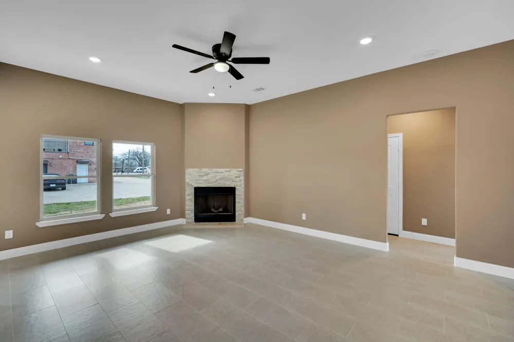 203 W Denton Street Palmer, TX 75152
