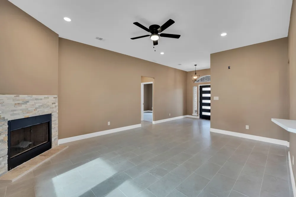 203 W Denton Street Palmer, TX 75152