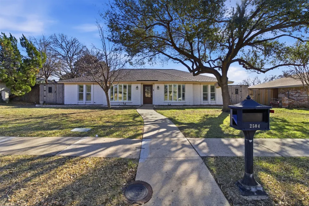 2504 Northcrest Drive