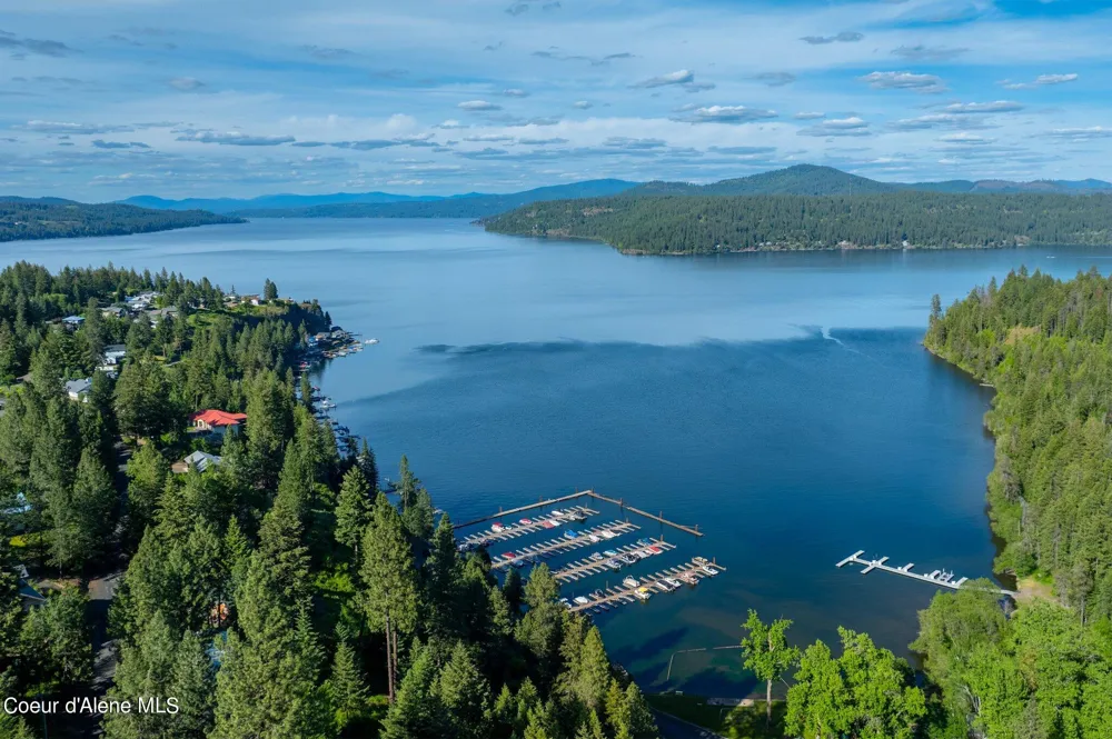 21161 S Cave Bay RD Lake Coeur d' Alene Worley, ID 83876