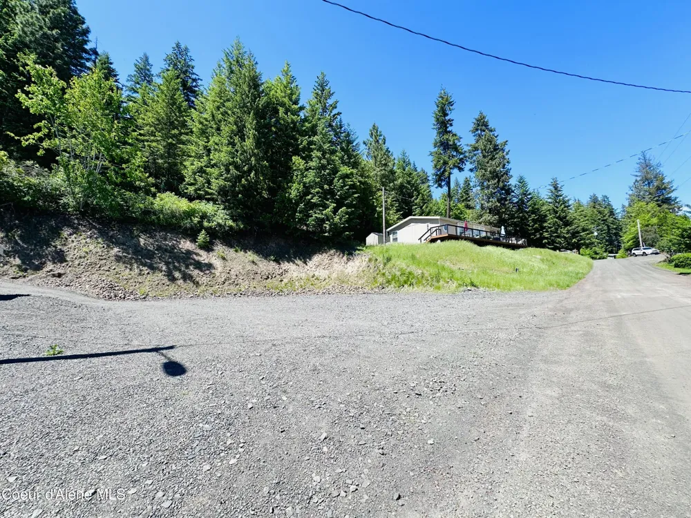 21161 S Cave Bay RD Lake Coeur d' Alene Worley, ID 83876