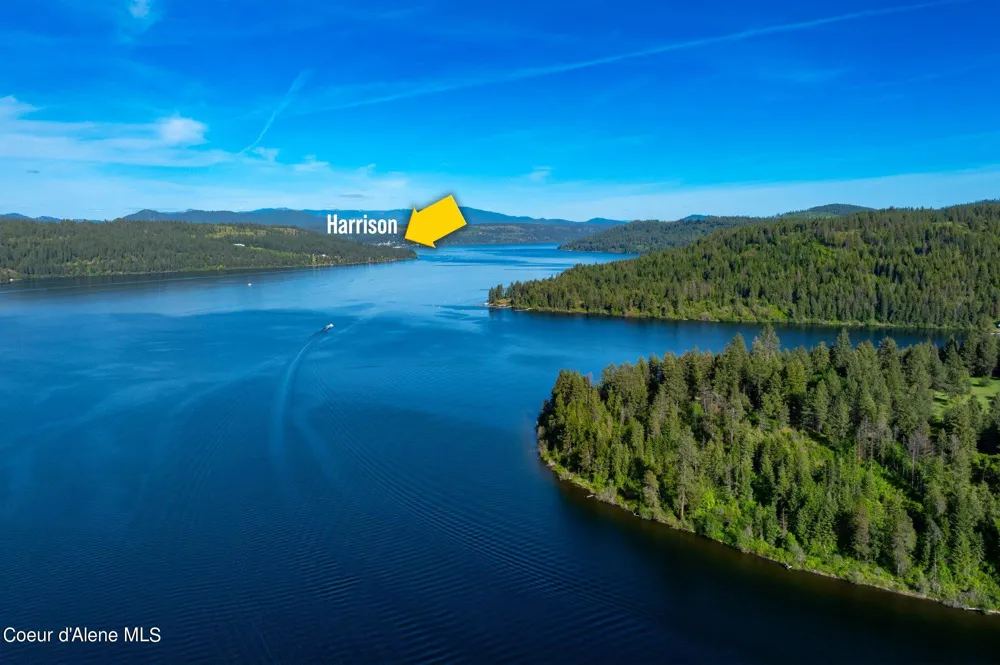 21161 S Cave Bay RD Lake Coeur d' Alene Worley, ID 83876