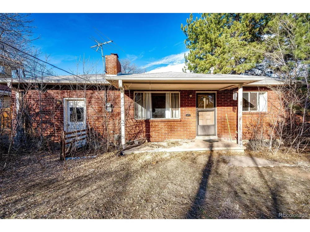 2301 S Saint Paul Street