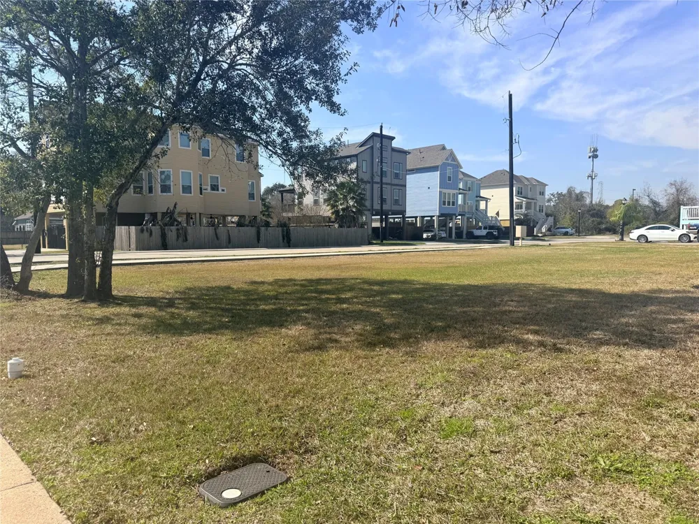 1329 Meyer Avenue Seabrook, TX 77586
