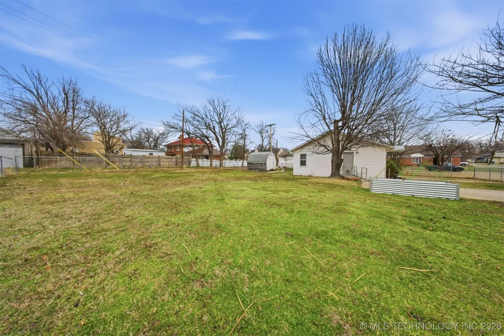 616 E Cherry Street Cushing, OK 74023