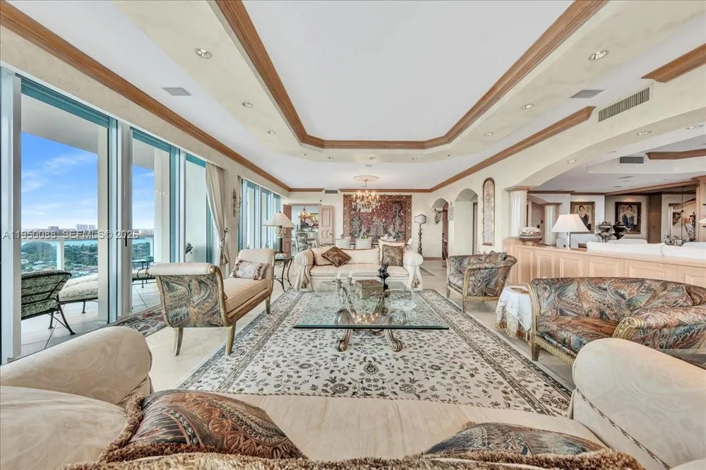 10101 Collins Ave #16B Bal Harbour, FL 33154