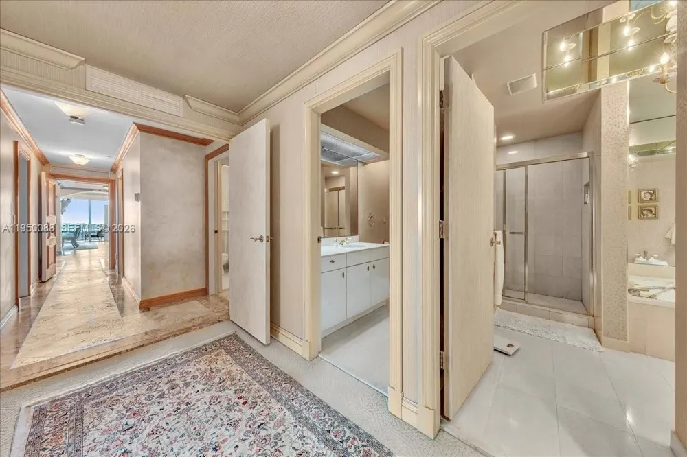 10101 Collins Ave #16B Bal Harbour, FL 33154