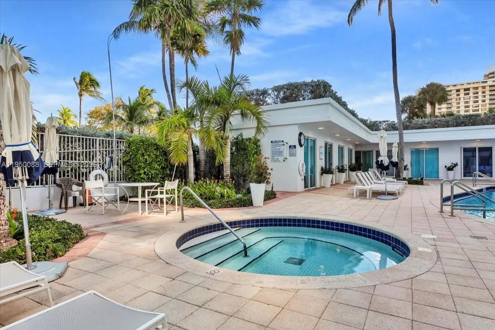 10101 Collins Ave #16B Bal Harbour, FL 33154
