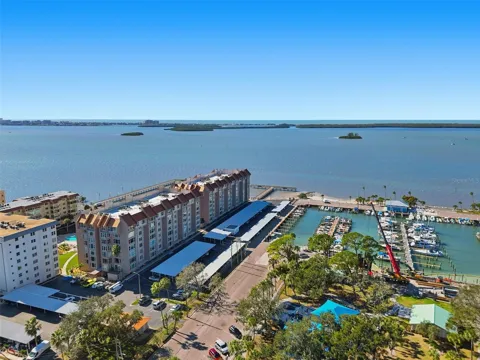 632 EDGEWATER DRIVE #135