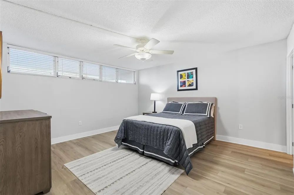 632 EDGEWATER DRIVE #135 Dunedin, FL 34698