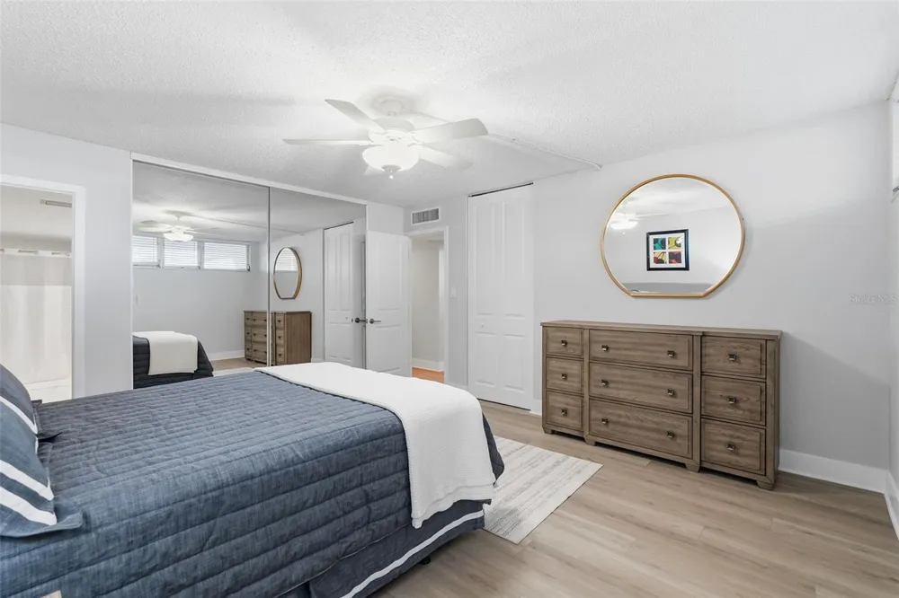 632 EDGEWATER DRIVE #135 Dunedin, FL 34698