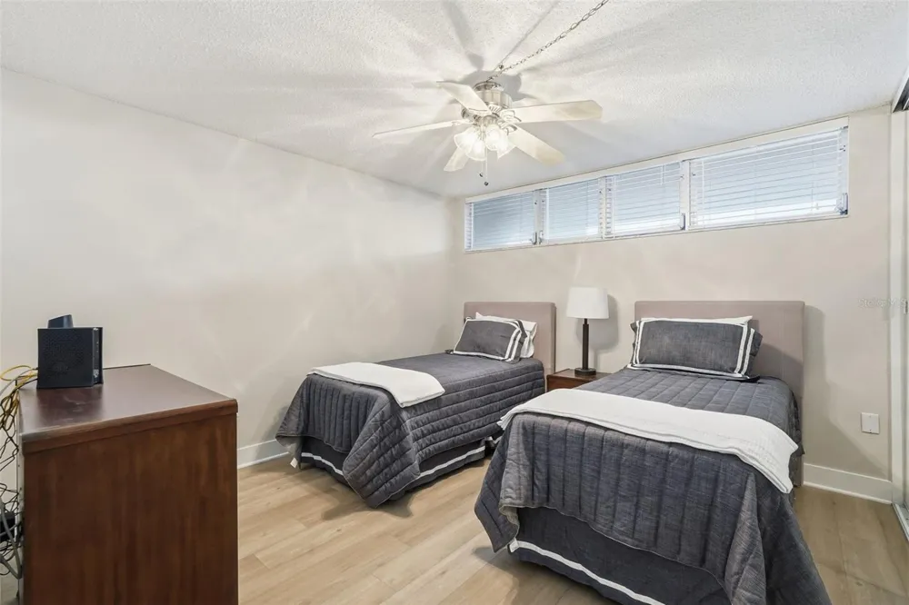 632 EDGEWATER DRIVE #135 Dunedin, FL 34698