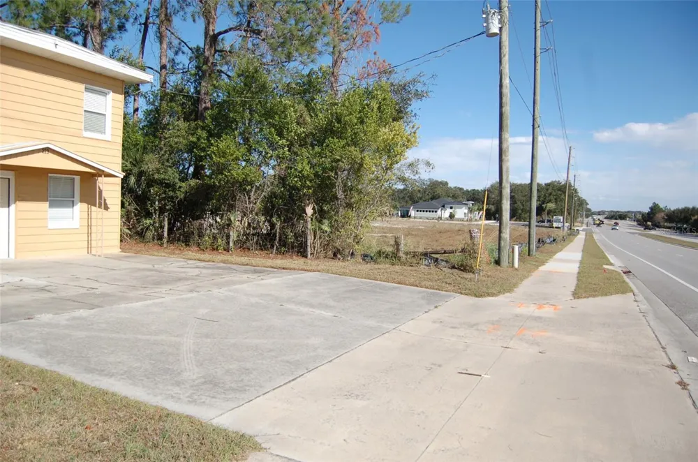223 COUNTY ROAD 466A Fruitland Park, FL 34731