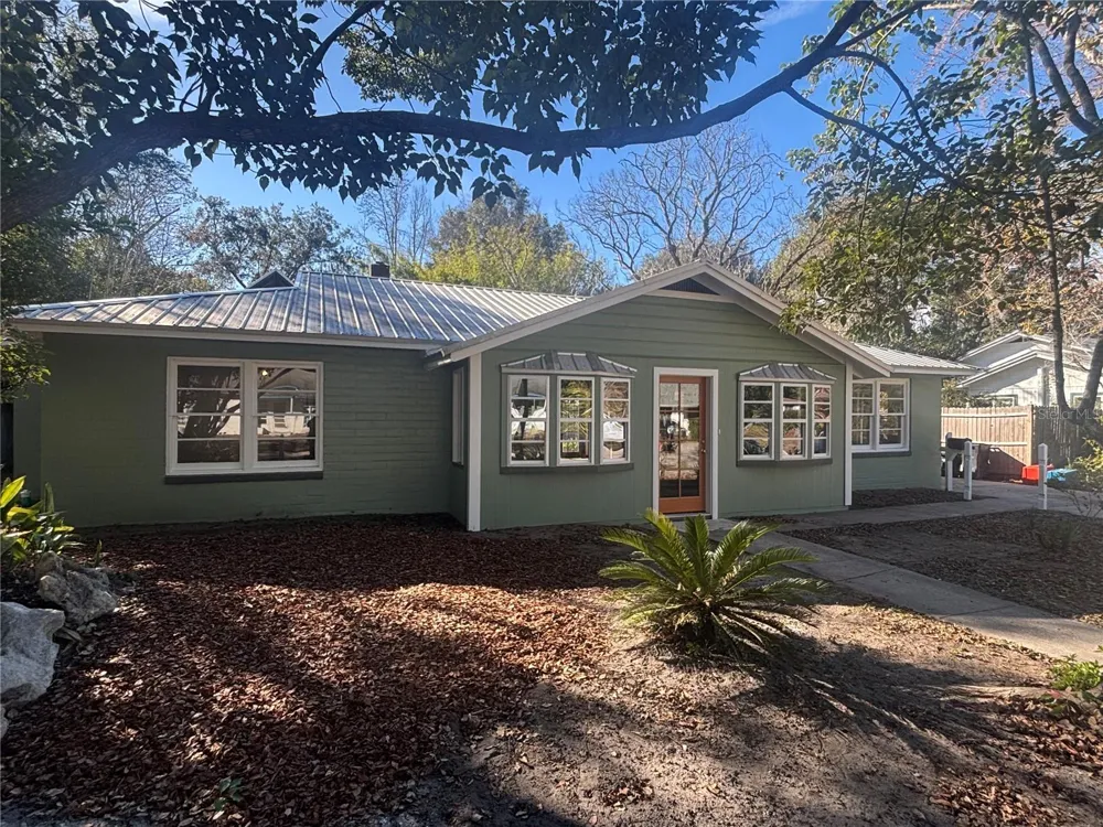 1027 NW 11TH AVENUE Gainesville, FL 32601