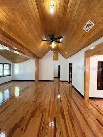 1027 NW 11TH AVENUE Gainesville, FL 32601