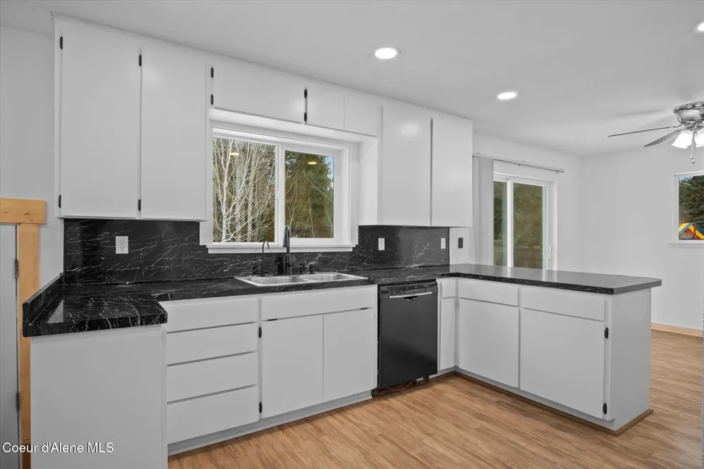 6933 W Tesemini Drive Spirit Lake, ID 83869