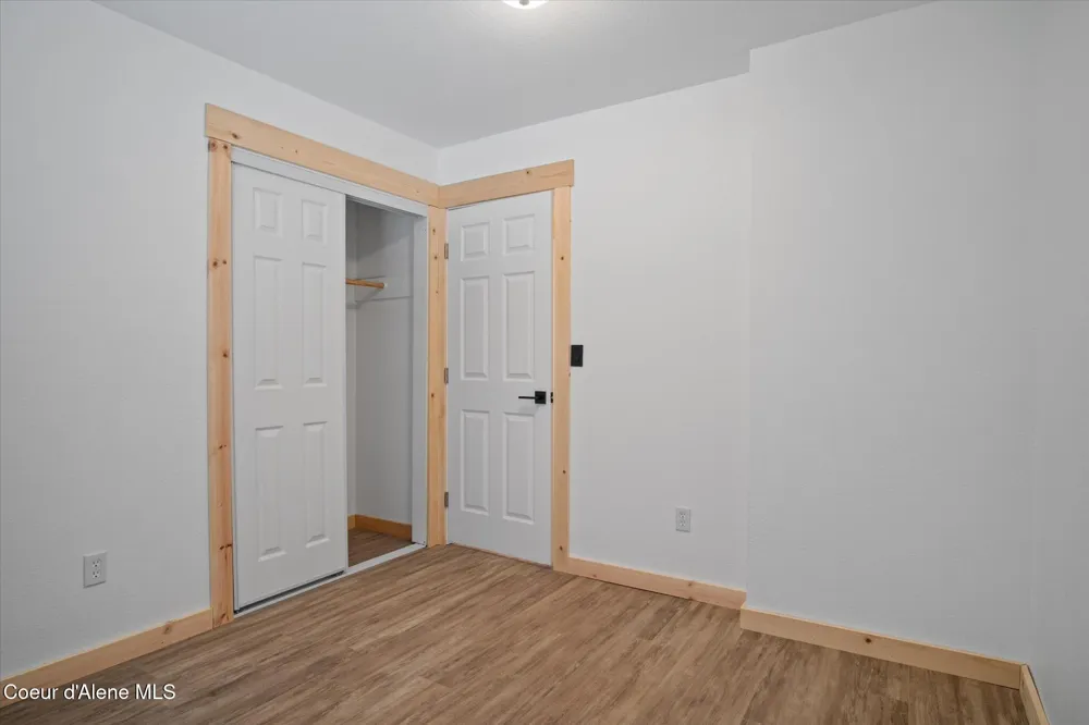 6933 W Tesemini Drive Spirit Lake, ID 83869